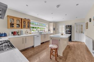 Photo 19- click for photo gallery